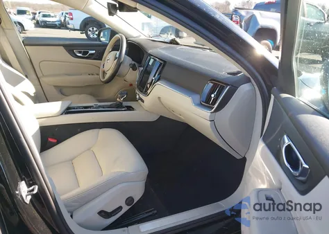 2020 Volvo S60 T6 Momentum from USA, damaged, VIN 7JRA22TKXLG038744